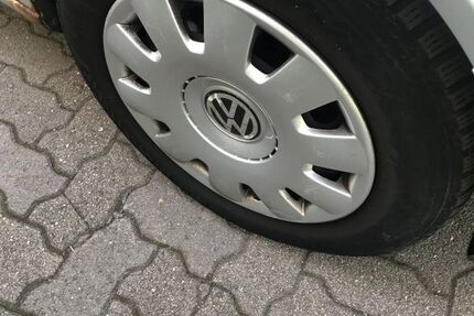 VW Golf 175.000 km 3.150 &euro; Stuttgart 70619