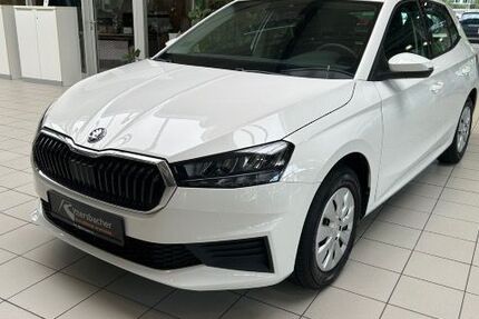 Skoda Fabia 26.429 km 13.490 &euro; Saarbrücken 66130