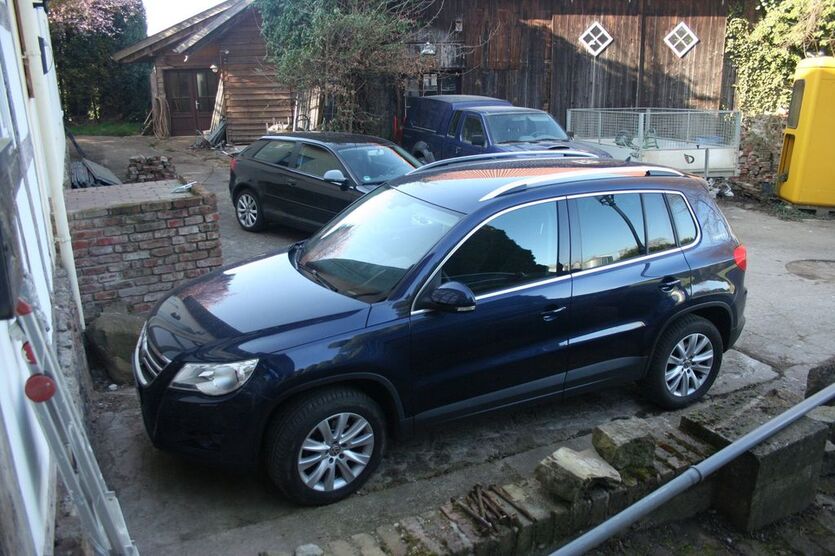 VW Tiguan 99.600 km 10.750 € Bad Essen 49152