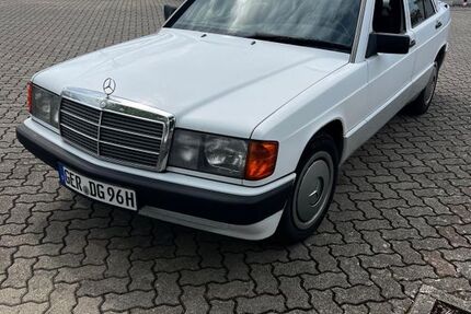 Mercedes-Benz 190 244.307 km 4.900 € Schaidt 76744