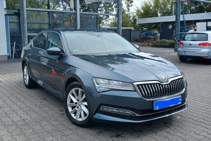 Skoda Superb 174.000 km 14.000 &euro; Blankenfelde-Mahlow 15831