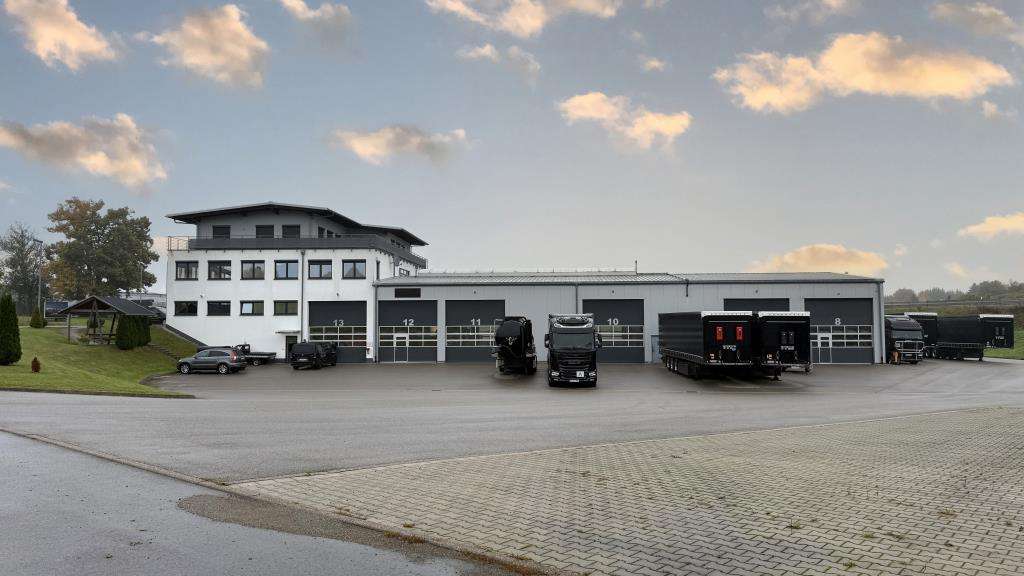 Halle in Niedereschach 3.800.000 € 950 m² zimmer