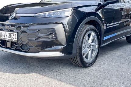 VW T-Roc 1.450 km 36.850 &euro; Hamburg 22111