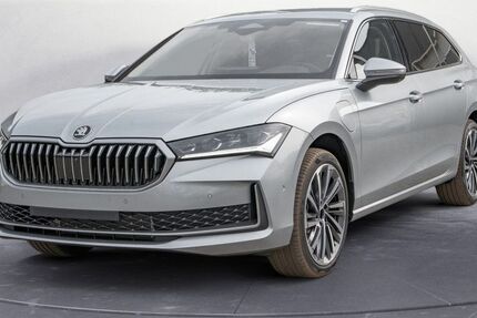 Skoda Superb 5.555 km 46.590 &euro; Schwielowsee OT Geltow 14548