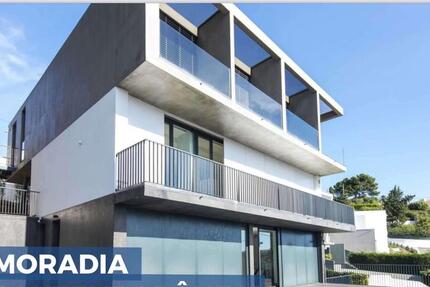 Luxus Familien Haus zum verkaufen in Lissabon 8 zimmer