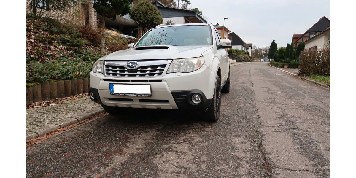 Subaru Forester 187.000 km 3.000 &euro; Wellen 54441