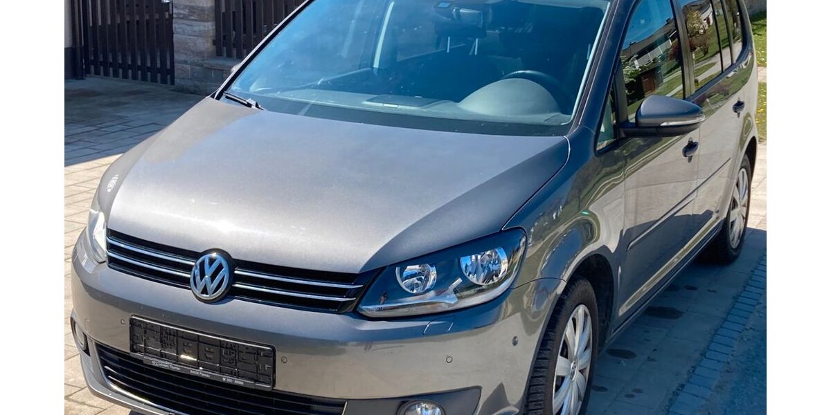 VW Touran 170.220 km 6.300 &euro; Tittling 94104