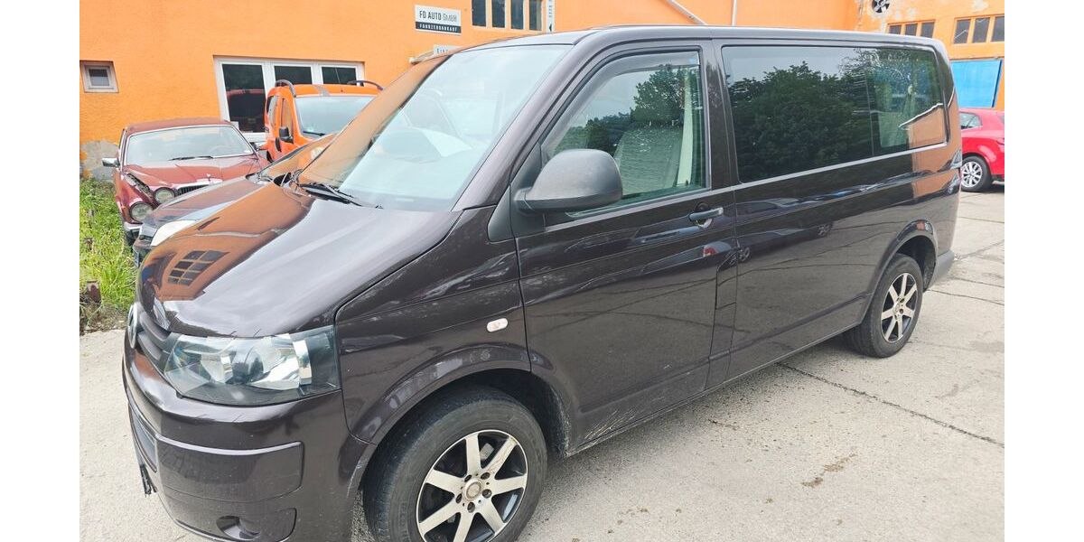 VW T5 Transporter 285.000 km 8.990 &euro; Chemnitz 09114