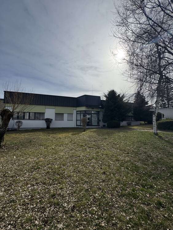 Büro in Weinsberg 1.500 € 175 m²