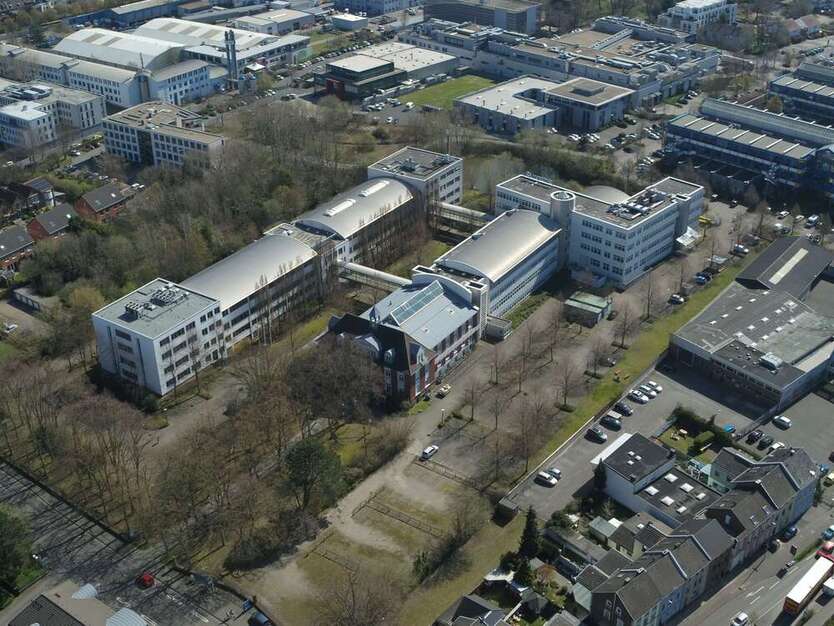 Büro in Herzogenrath 29.800.000 € 18229 m² zimmer