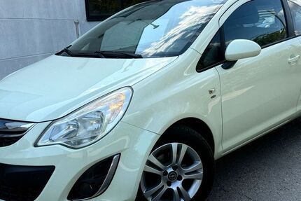 Opel Corsa 122.169 km 3.399 &euro; Obertraubling 93083
