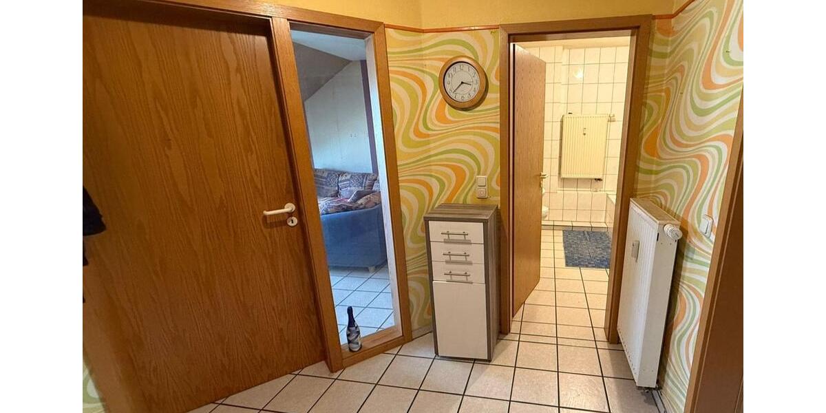 Dachgeschoßwohnung Inden - 2 Zimmer, 74 m&sup2;, 610&euro; | Angebot:24841398