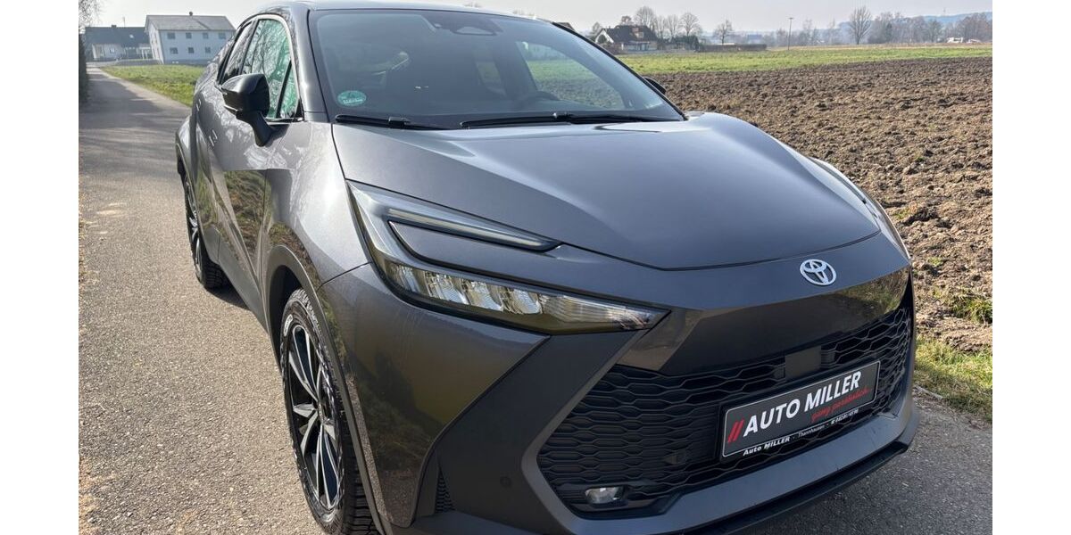Toyota C-HR 9.500 km 31.800 &euro; Thannhausen 86470