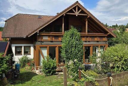 Doppelhaus mit 2-Einlieger-FerienWohnung -ideal als Generationswohnen zu verkaufen
