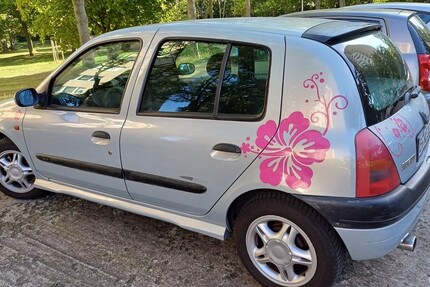 Renault Clio 77.000 km 1.700 € Erfurt 99084