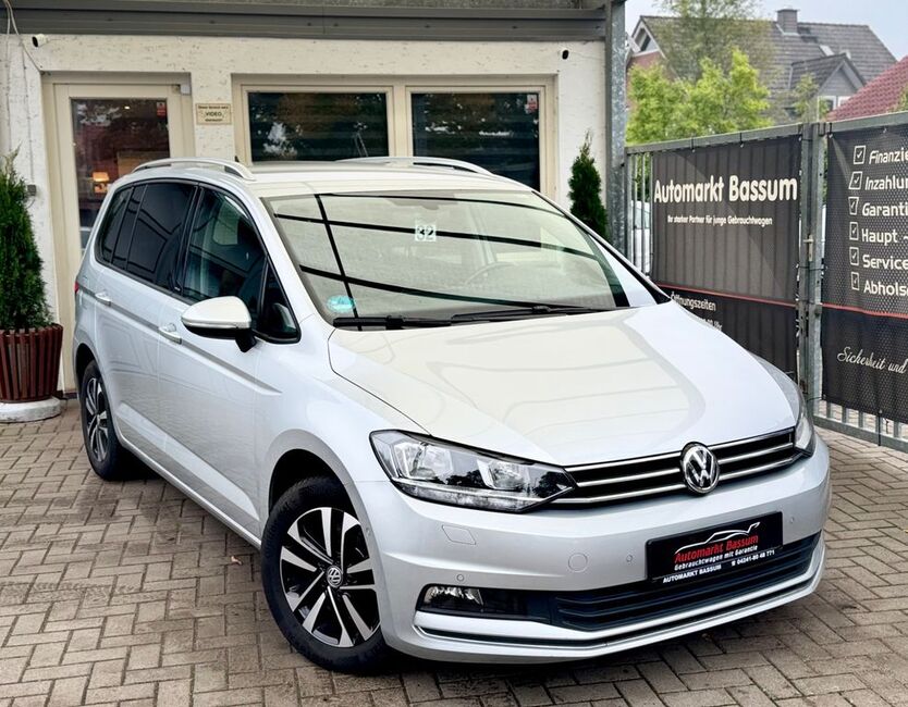 VW Touran 95.641 km 21.590 € Bassum 27211