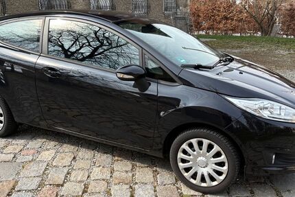 Ford Fiesta 110.000 km 5.400 &euro; Rosenheim 83024