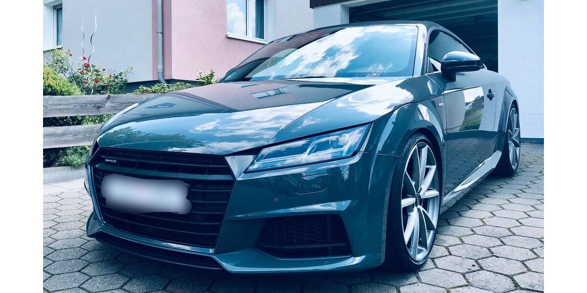 Audi TT 106.000 km 25.000 &euro; Menden 58710