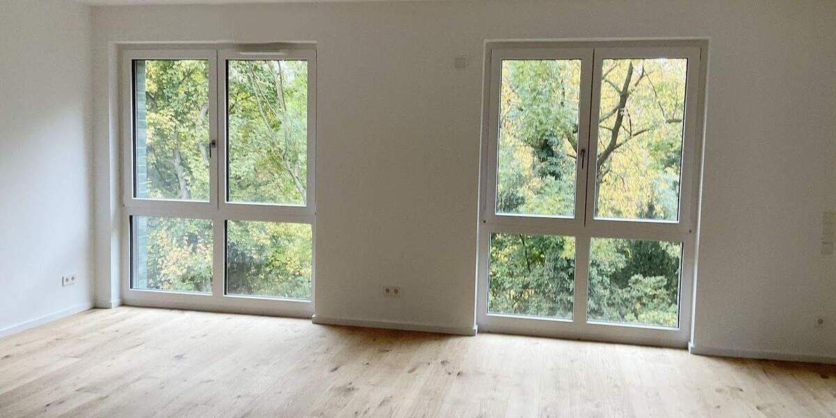 Etagenwohnung Hannover Döhren - 4 Zimmer, 125 m&sup2;, 1.750&euro; | Angebot:24696711