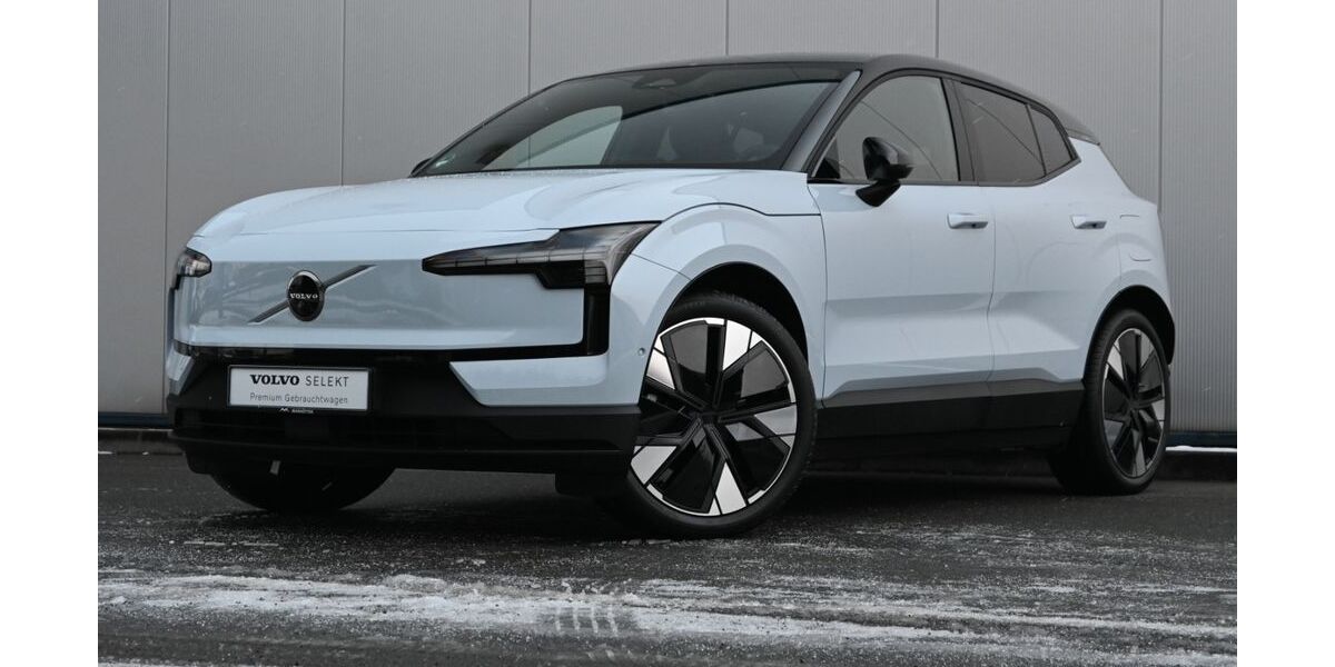 Volvo EX30 9.884 km 35.850 &euro; Paderborn 33106