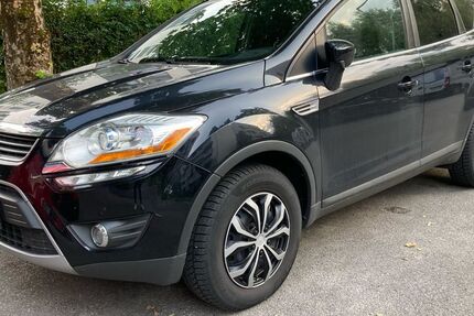 Ford Kuga 140.000 km 8.150 € München 81245