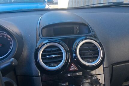 Opel Corsa 167.235 km 1.500 &euro; Höxter bosseborn 37671