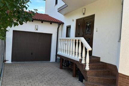 Doppelhaushälfte in ruhiger Wohnlage zu Verkaufen in Germersheim 8 zimmer