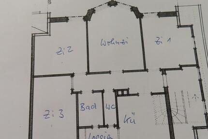 4-Zimmer-Wohnung (Altbau komplett renoviert) 4 zimmer