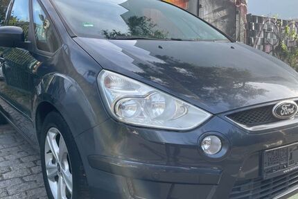 Ford S-Max 190.000 km 2.280 &euro; Berlin 13353