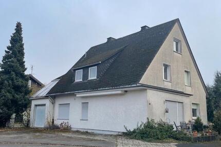 Haus Brilon - 7 Zimmer, 151 m&sup2;, 158.000&euro; | Angebot:26960410
