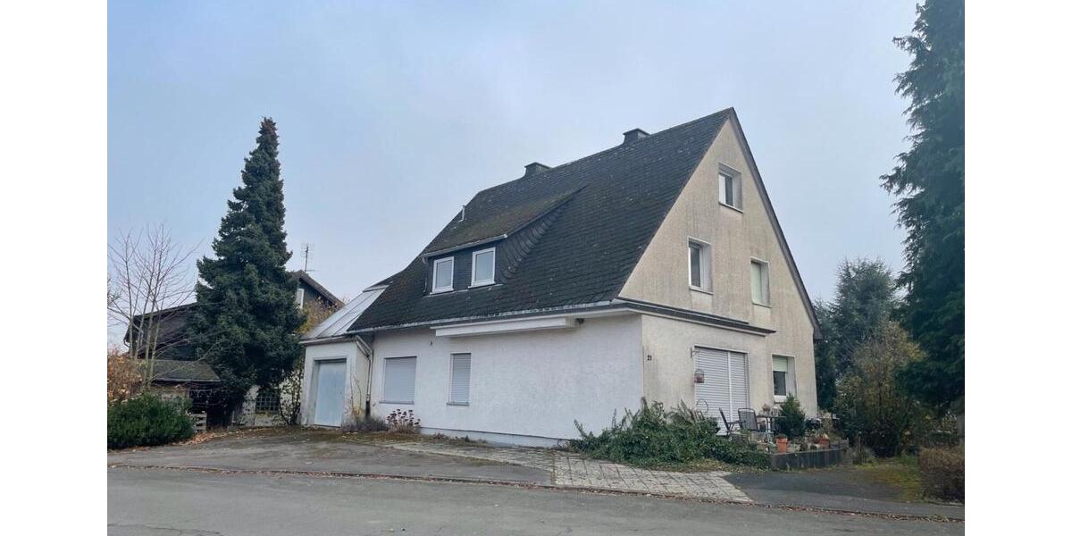 Mehrfamilienhaus, Wohnhaus Brilon - 7 Zimmer, 151 m&sup2;, 158.000&euro; | Angebot:26960410
