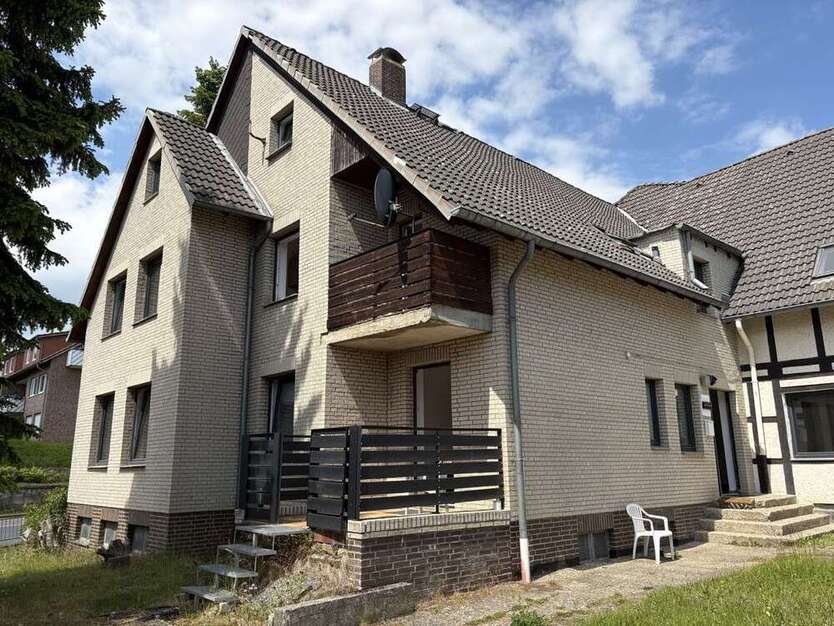Haus zum Kaufen in Springe Völksen 1.100.000 € 484 m²