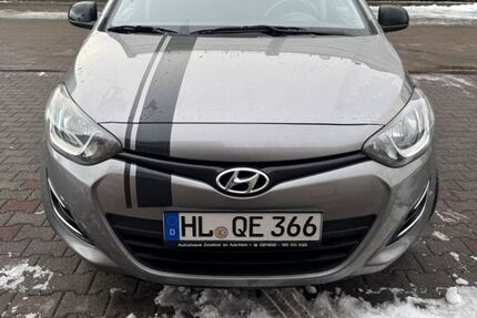 Hyundai i20 216.000 km 3.500 &euro; Lübeck 23556