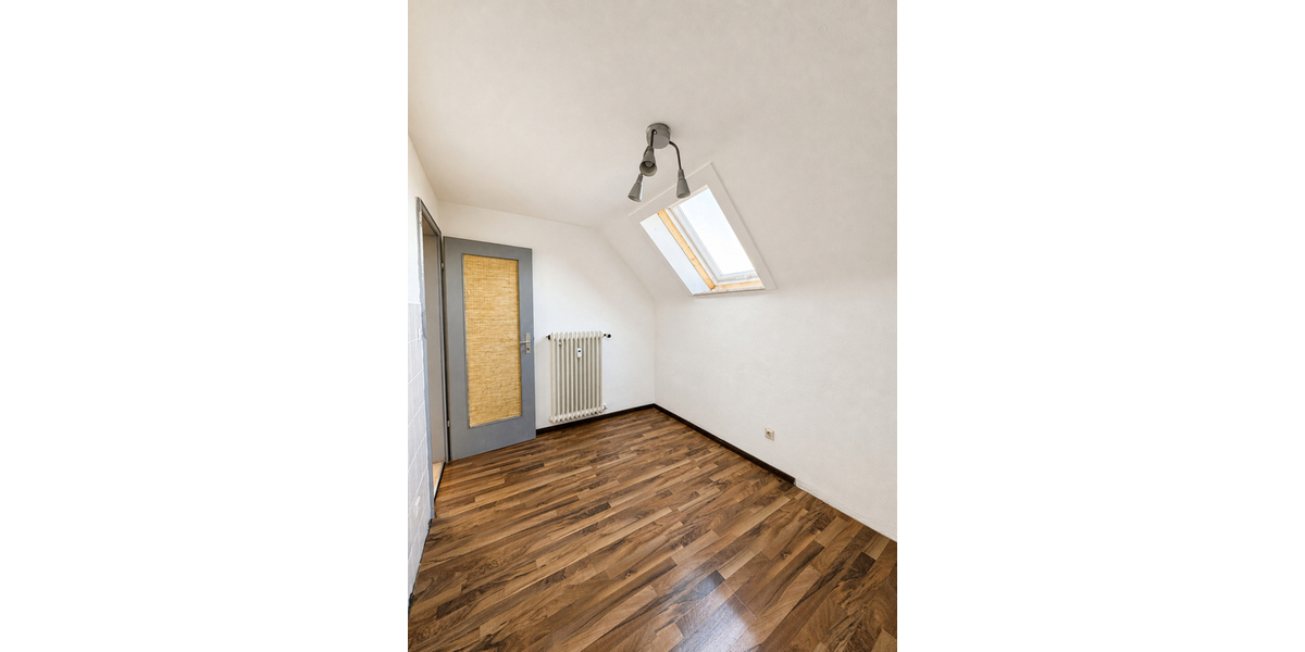 ab sofort verfügbar - sympathische 2-Zimmer-Dachgeschosswohnung - Dachgeschoßwohnung Senden Aufheim | Angebot:27120799