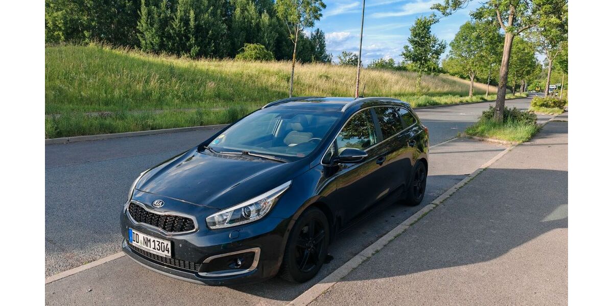 Kia ceed Sportswagon 190.000 km 5.800 &euro; Dresden 01239