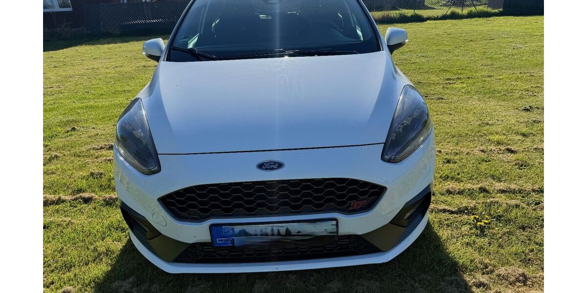 Ford Fiesta 72.100 km 15.500 &euro; Lemgow 29485