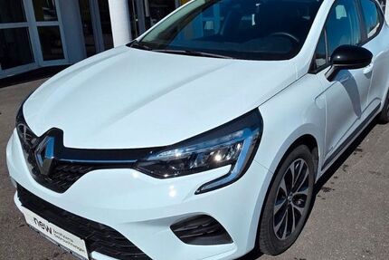 Renault Clio 26.002 km 14.860 &euro; Schömberg 72355