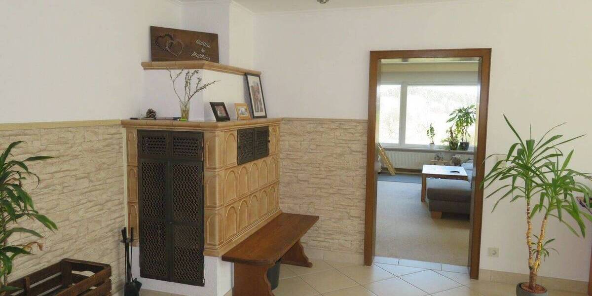 Einfamilienhaus Illschwang Angfeld - 7 Zimmer, 185 m&sup2;, 425.000&euro; | Angebot:26433918