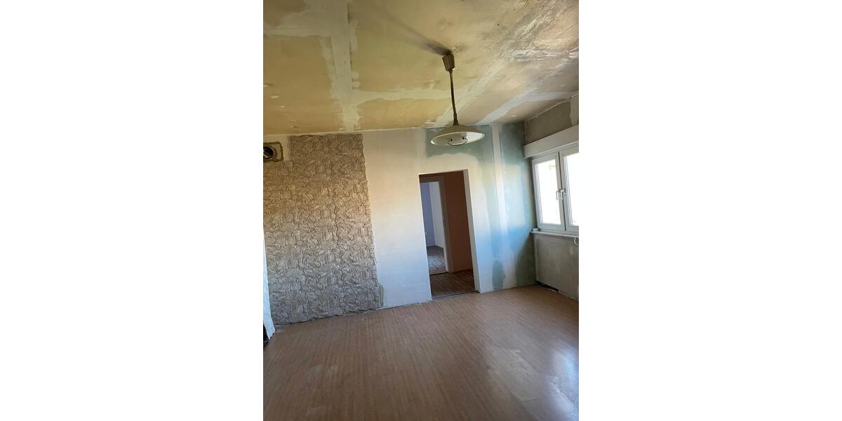 Reihenhaus Bernstadt auf dem Eigen - 7 Zimmer, 154 m&sup2;, 60.000&euro; | Angebot:26548768