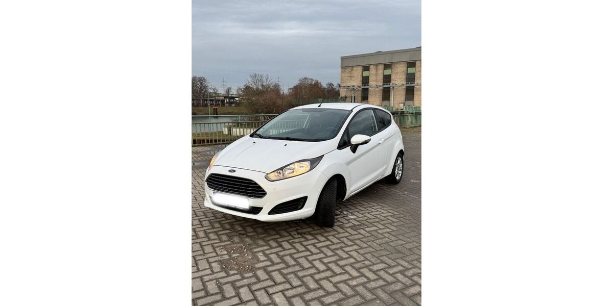 Ford Fiesta 92.200 km 5.600 &euro; Herne 44625