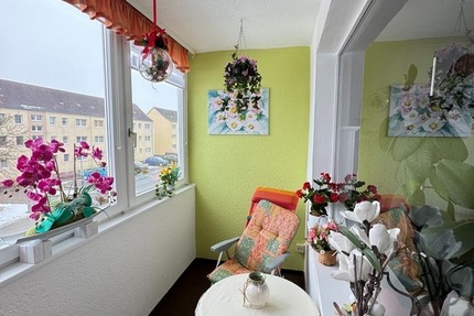 Ruhige helle 3-Zimmer-Wohnung 1.OG mit Balkon vermietet zu verkaufen - Haus Rhäsa Rhäsa | Angebot:26635973