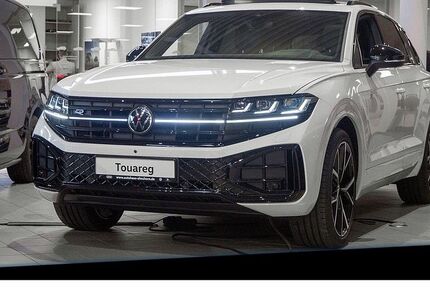 VW Touareg 9.900 km 85.900 &euro; Kölln-Reisiek 25337