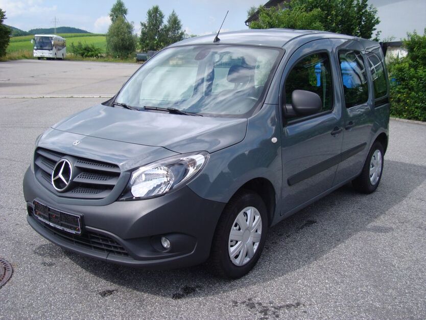 Mercedes-Benz Citan 255.000 km 8.650 € Ruhmannsfelden 94239