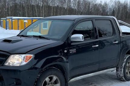 Toyota Hilux 237.812 km 9.499 &euro; hamburg 20539