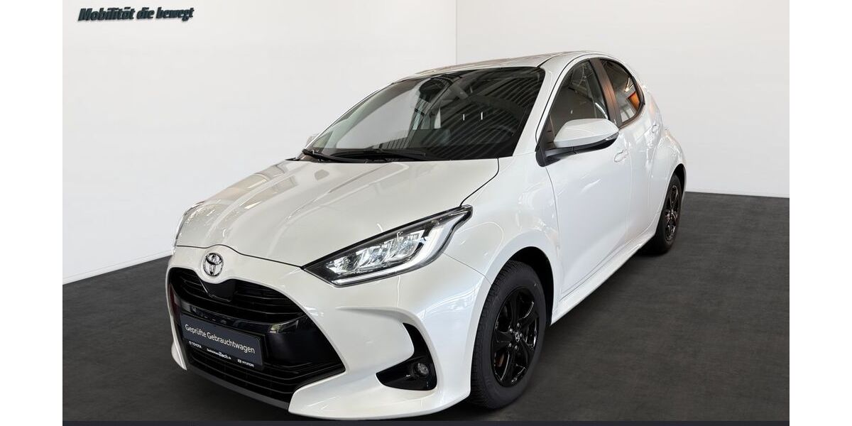 Toyota Yaris 34.000 km 21.490 &euro; Villingen-Schwenningen 78048