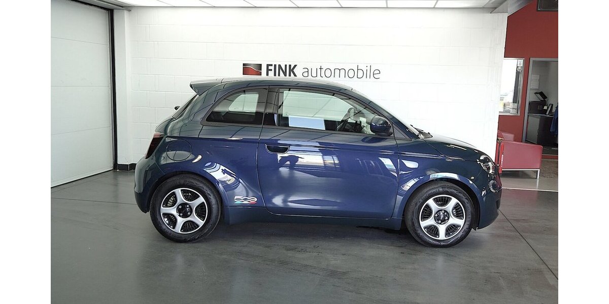 Fiat 500e Action Carplay Android Automatik 1.Hand 20.500 km 13.120 &euro; Lich 35423