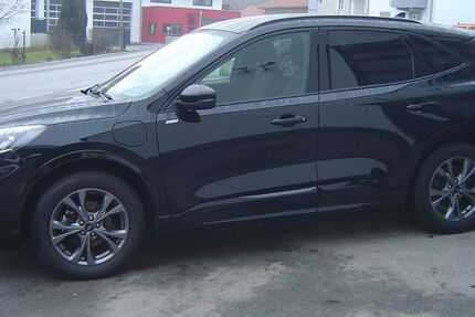 Ford Kuga 59.800 km 23.450 &euro; Außernzell 94532
