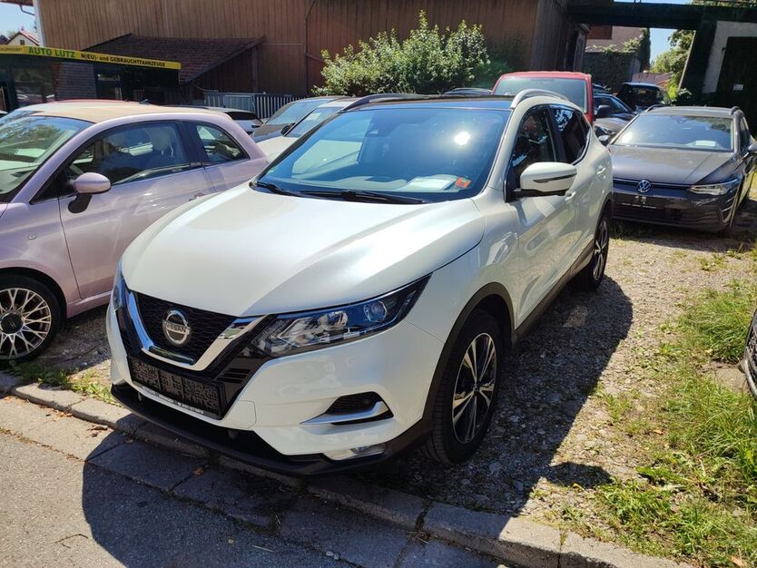 Nissan Qashqai 54.600 km 18.300 € Dösingen 87679