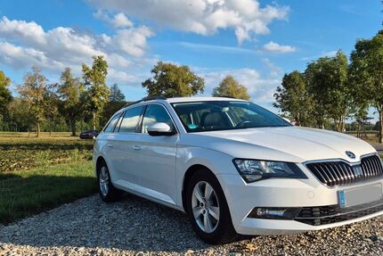 Skoda Superb 118.000 km 16.950 &euro; Augsburg 86199