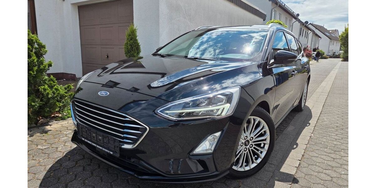 Ford Focus 190.000 km 7.990 &euro; Düren 52353